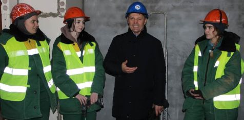 Руководство ГК «Зелёный сад» и Политеха проверили условия труда студентов-практикантов