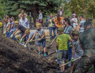 День строителя в поисковой экспедиции