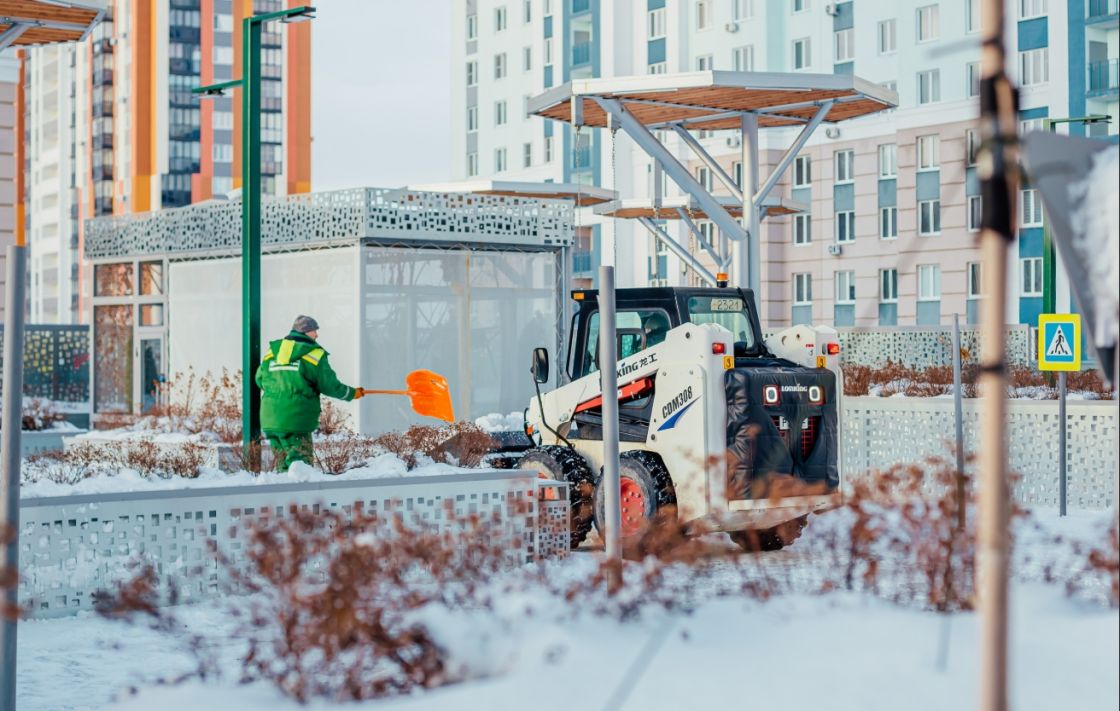 УЖК «Зелёный сад - мой дом» продолжает ликвидировать последствия снегопада