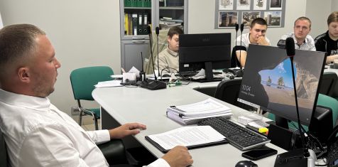 Поддержка перед службой: сотрудник ГК «Зелёный сад» Сергей Исаев провёл лекцию для выпускников, отправляющихся на службу