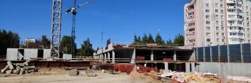 Безопасная дорога для пешеходов и автомобилей