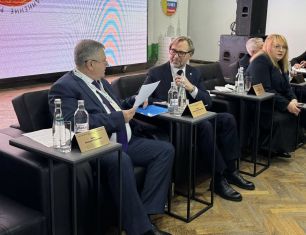 Во второй день заседания Российского Союза строителей обсудили дефицит кадров