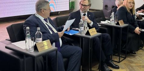 Во второй день заседания Российского Союза строителей обсудили дефицит кадров