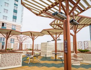 Самые тёплые прогулки: в ЖК «Еврокласс» заработали инфракрасные обогреватели