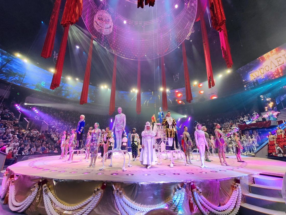«Зеленый сад» организовал для своих сотрудников поездку в Большой Цирк на Вернадского