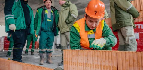 Студенты-каменщики из «Зелёного сада» бесплатно повышают квалификацию 