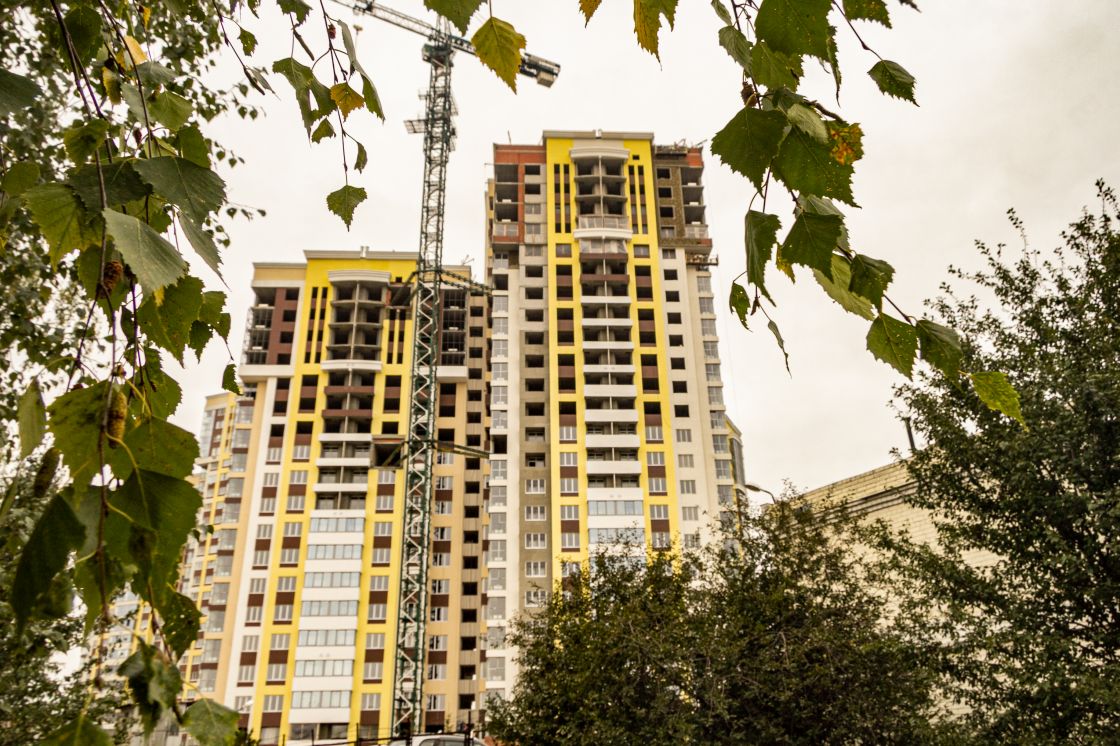 Началась установка лифтов в новом доме жилого комплекса «Grand Comfort-3» 
