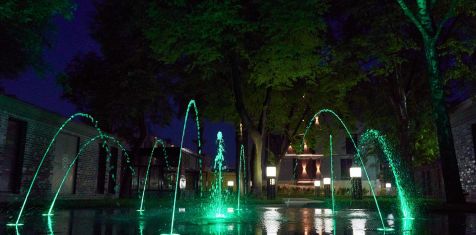 В ЖК Pride Park начал работать фонтан