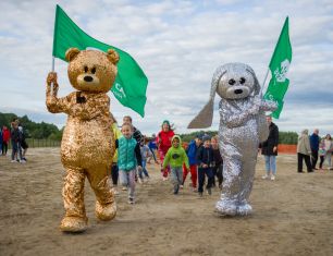 ГК «Зеленый сад» организовала детский праздник недалеко от поселка Шпалозавода