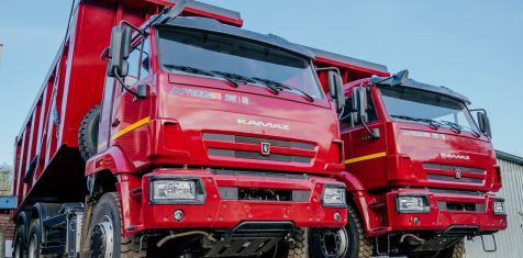 Автопарк ГК «Зелёный сад» пополнился двумя КамАзами