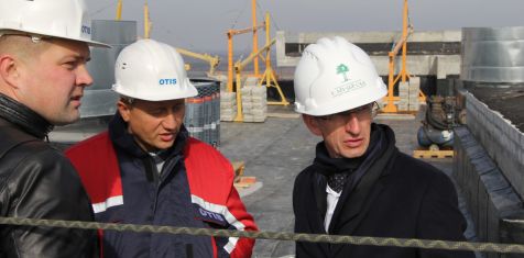 Представитель руководства «ОТИС» провёл совещания на объектах компании «Зелёный сад»