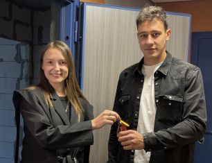 Пятикратный чемпион мира, гребец на каноэ Захар Петров получил ключи от квартиры в ЖК Skyline